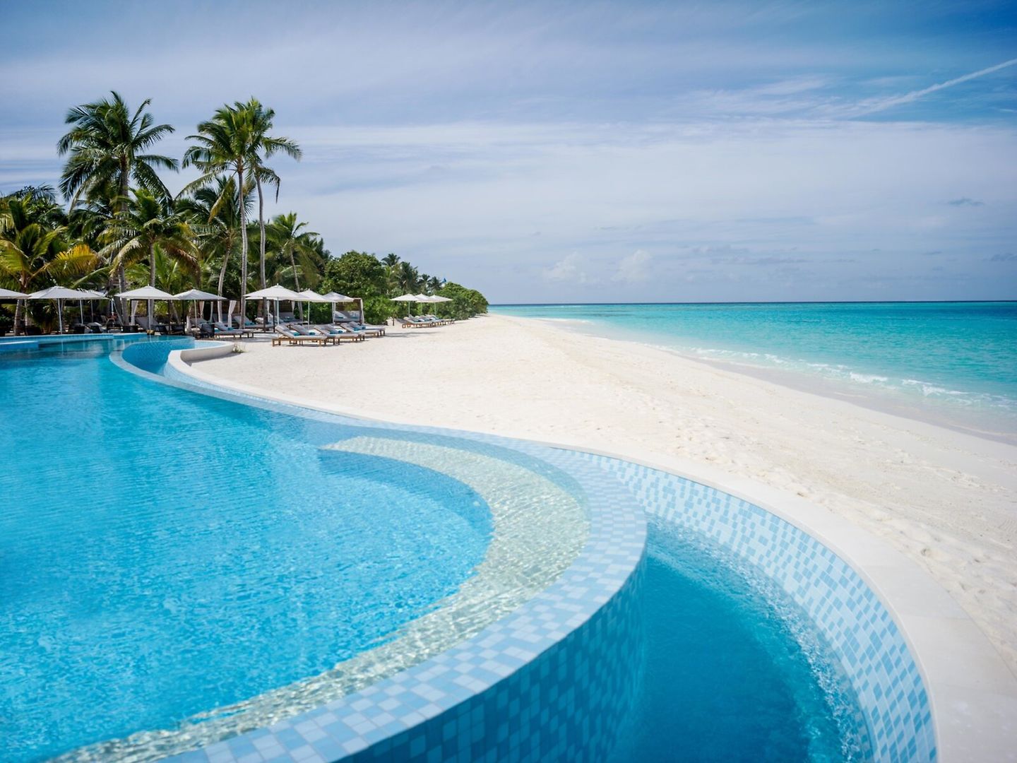 Pool InterContinental Maldives Maamunagau Resort: Pool