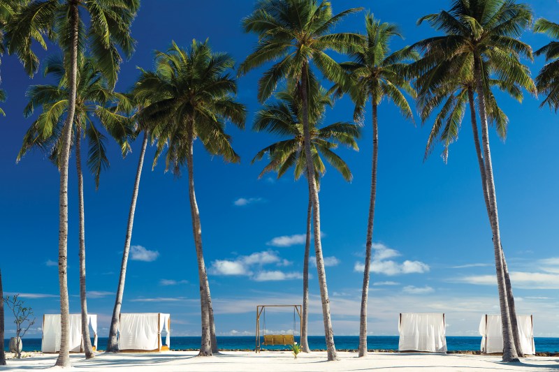 The Liquid Beach Cabanas Atmosphere Kanifushi Maldives: The Liquid Beach Cabanas