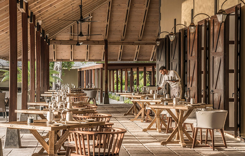 Terrasse des Claudine Four Seasons Resort Seychelles at Desroches Island: Terrasse des Claudine