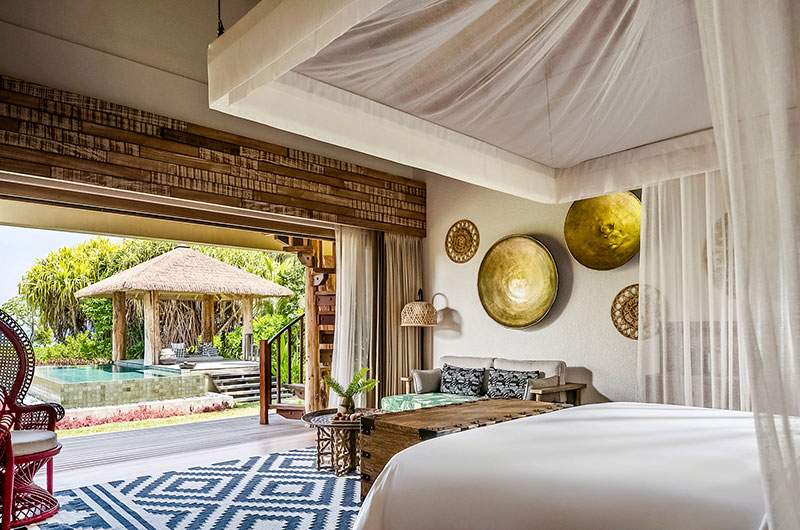 Schlafbereich der Sunset Beach Suite Four Seasons Resort Seychelles at Desroches Island: Schlafbereich der Sunset Beach Suite