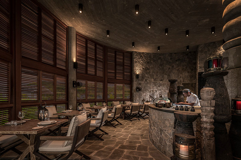 The Lighthouse Restaurant Four Seasons Resort Seychelles at Desroches Island: The Lighthouse Restaurant