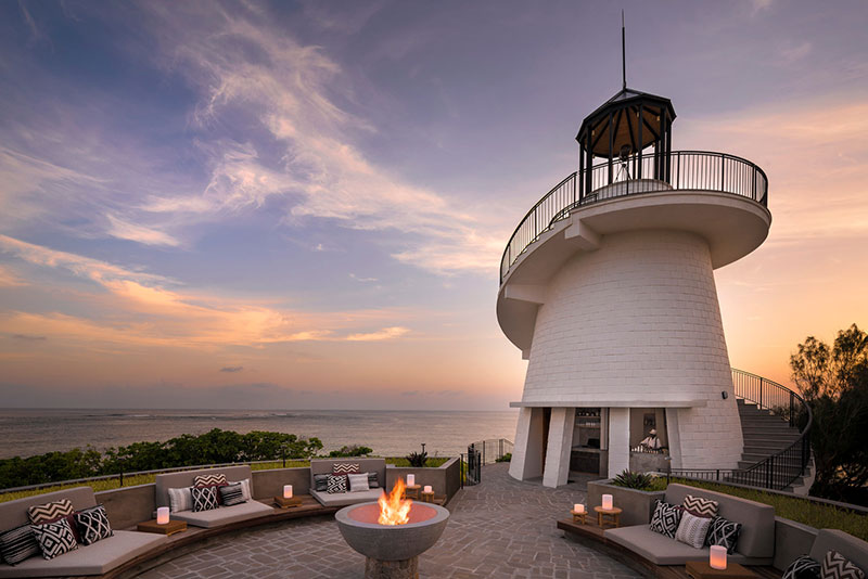 The Lighthouse Lounge Four Seasons Resort Seychelles at Desroches Island: The Lighthouse Lounge