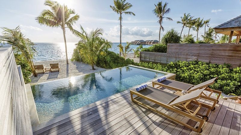 Beach Pool Villa Hurawalhi Island Resort: Beach Pool Villa
