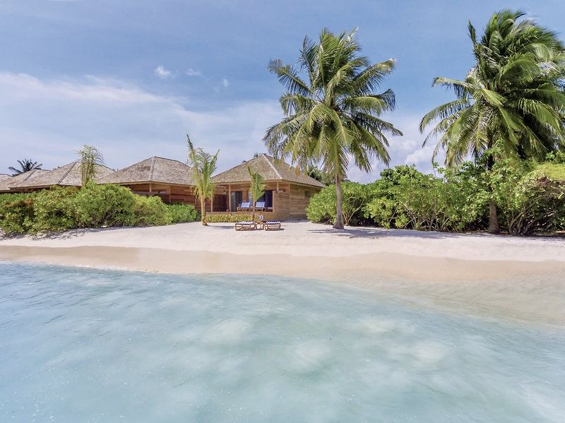 Blick auf die Beach Villen Hurawalhi Island Resort: Blick auf die Beach Villen