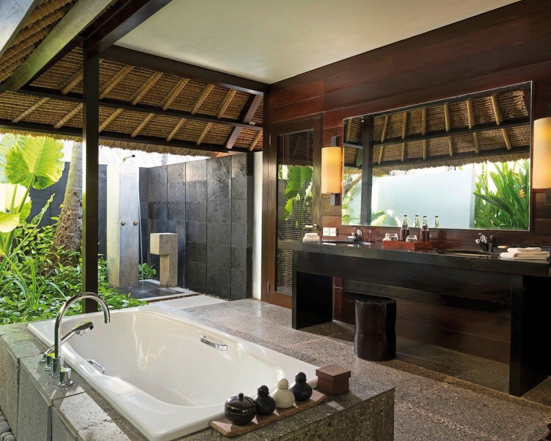 Offenes Bad Kayumanis Jimbaran Private Estate & Spa: Offenes Bad