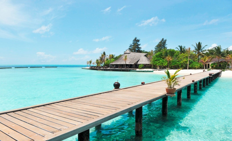 Steg Komandoo Island Resort & Spa: Steg