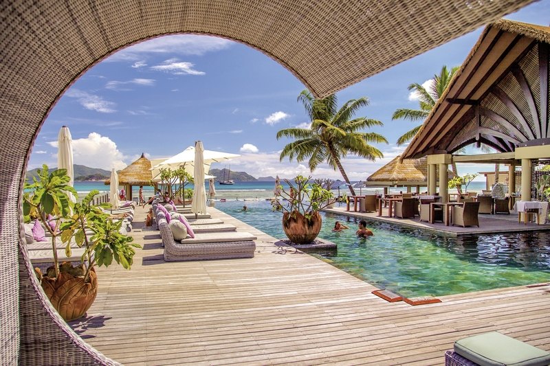 Pool mit Sonnenterrasse Le Domaine de l’Orangeraie: Pool mit Sonnenterrasse