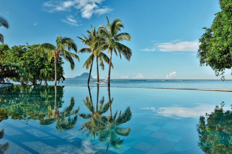 Maradiva Villas Resort & Spa: Infinitypool