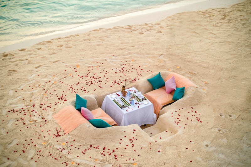 Romantisches Stranddinner You & Me by Cocoon: Romantisches Stranddinner