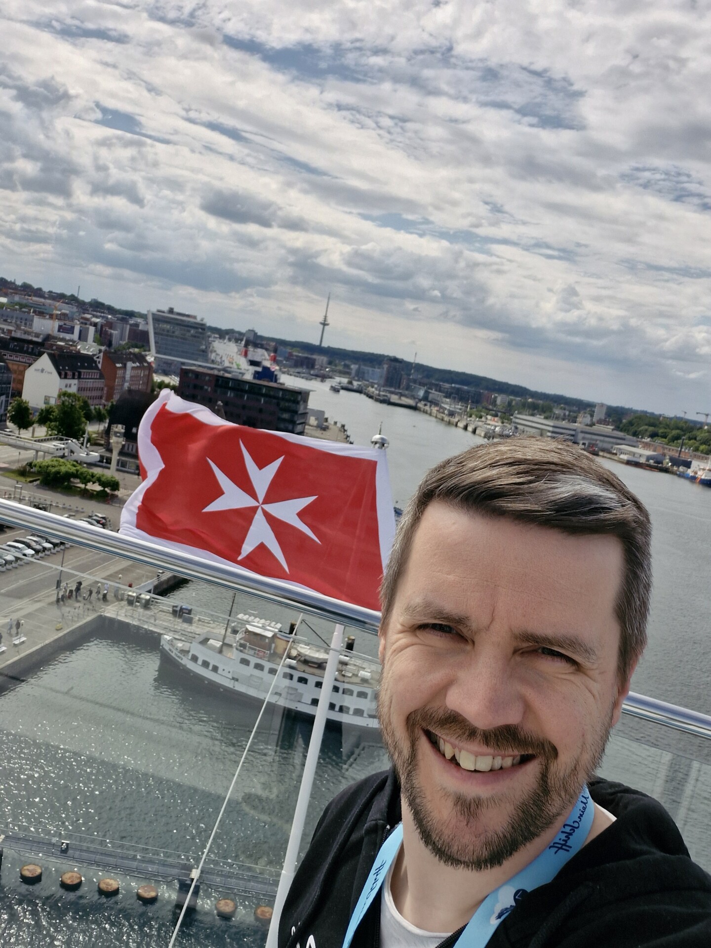 Die Mein Schiff 7 segelt unter maltesischer Flagge Siamar testete die Mein Schiff 7 noch vor der Taufe: Die Mein Schiff 7 segelt unter maltesischer Flagge