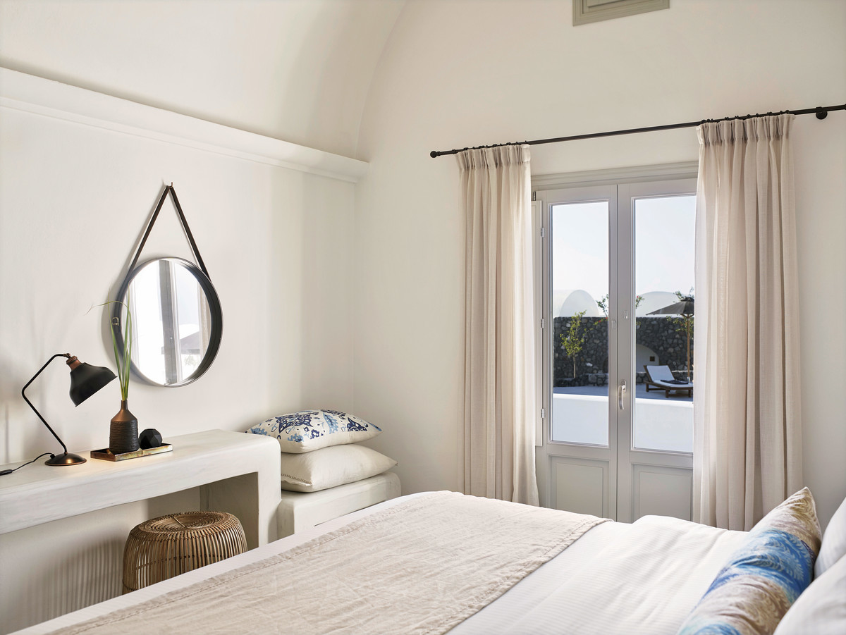 Santo Pure Oia Suites & Villas: Wohnbeispiel