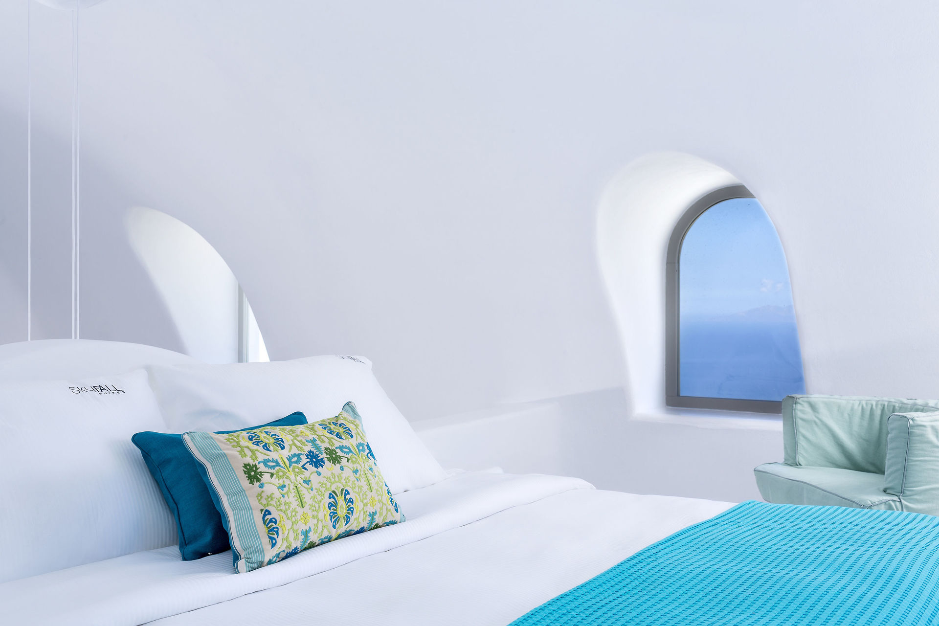 skyfall-suites_4da9bea488b75b5ab0a314 Skyfall Suites: skyfall-suites_4da9bea488b75b5ab0a314