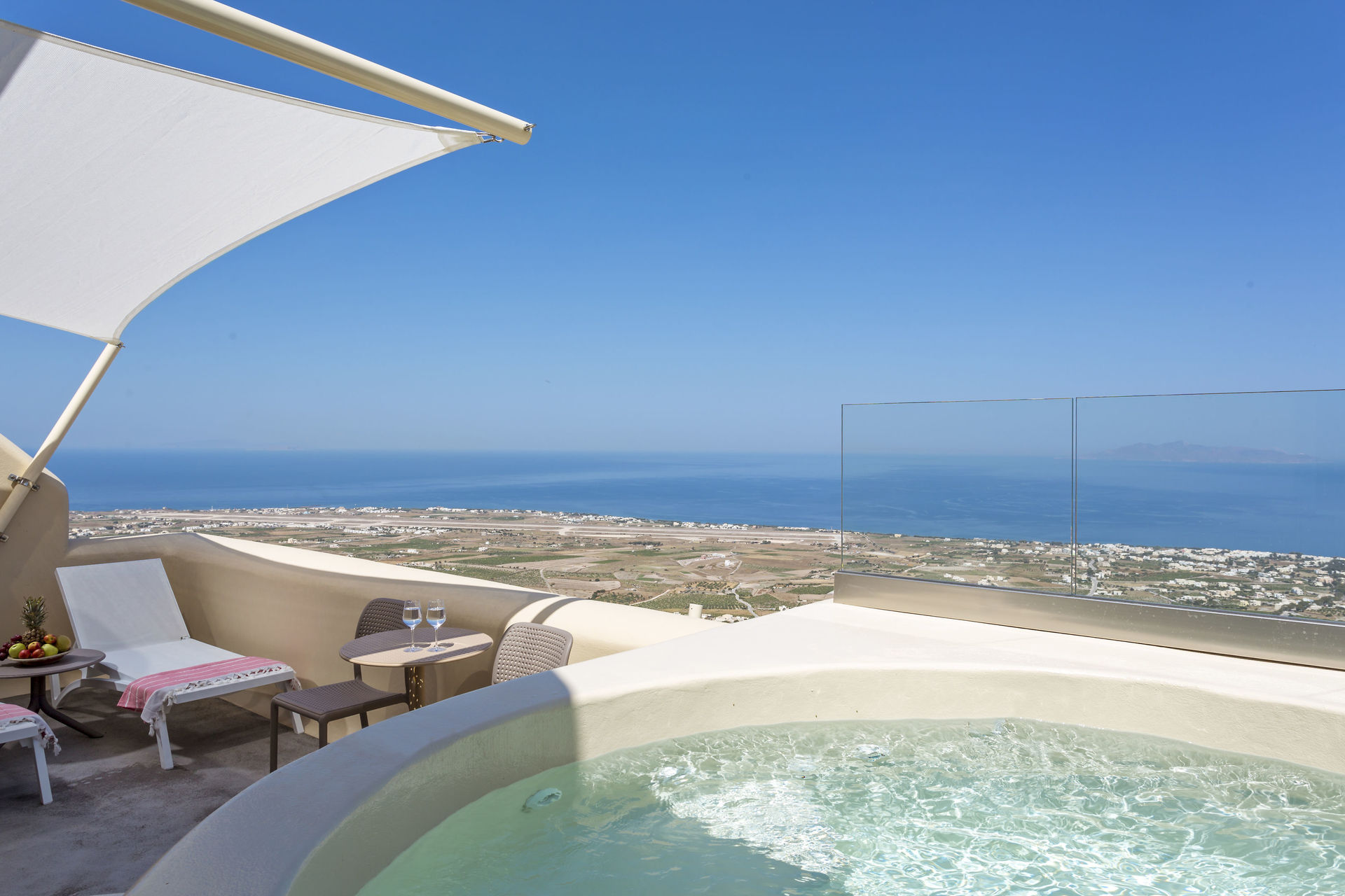 Whirlpool Skyfall Suites: Whirlpool