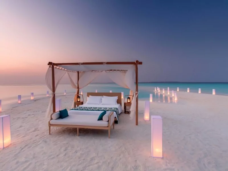 Milaidhoo Island, Malediven: milaidhoo_island-malediven-abends_am_strand